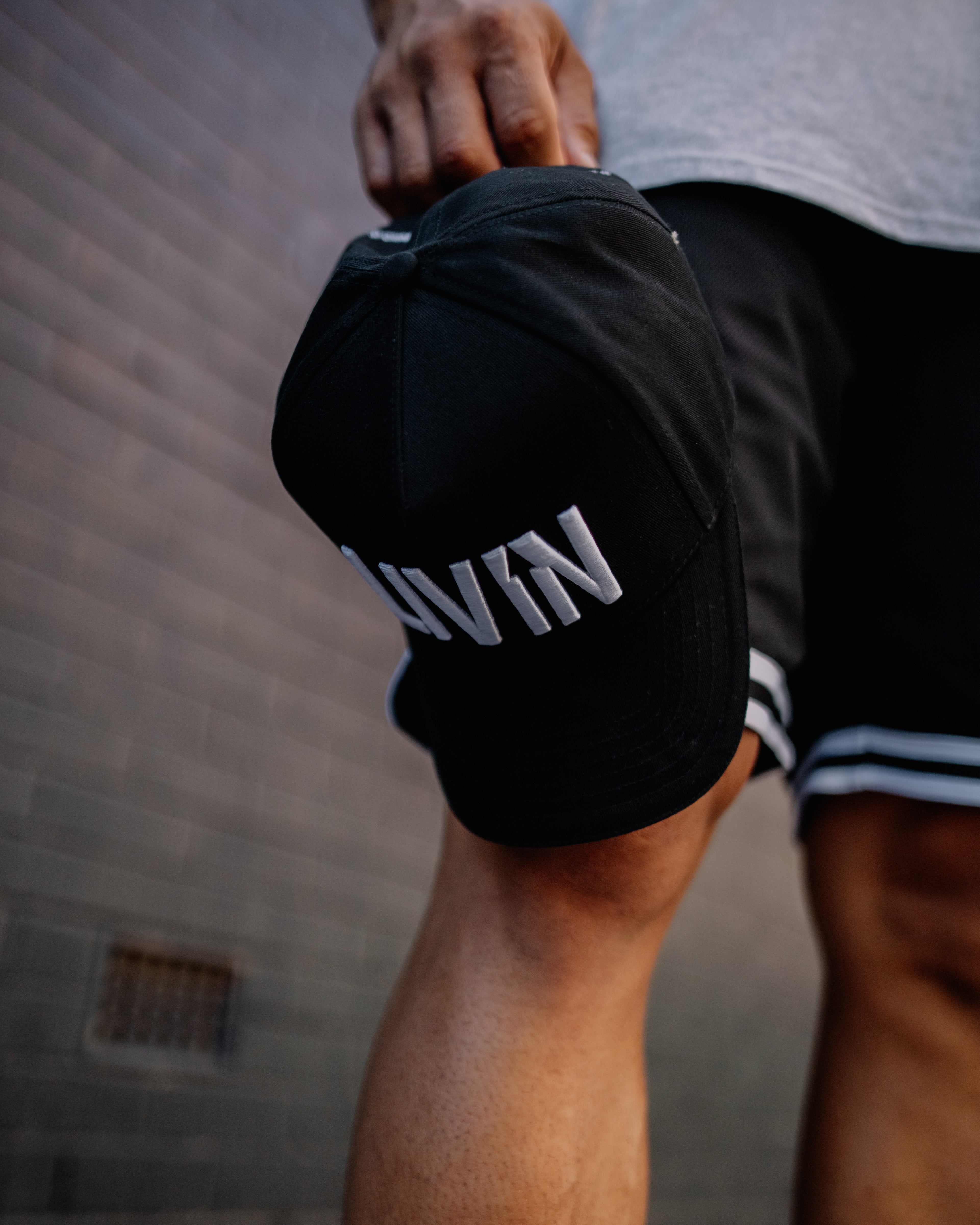 LIVIN Snapback