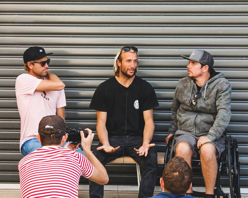 SURF’S UP FOR MENTAL HEALTH WITH LIVIN AND DRAGON AUSTRALIA