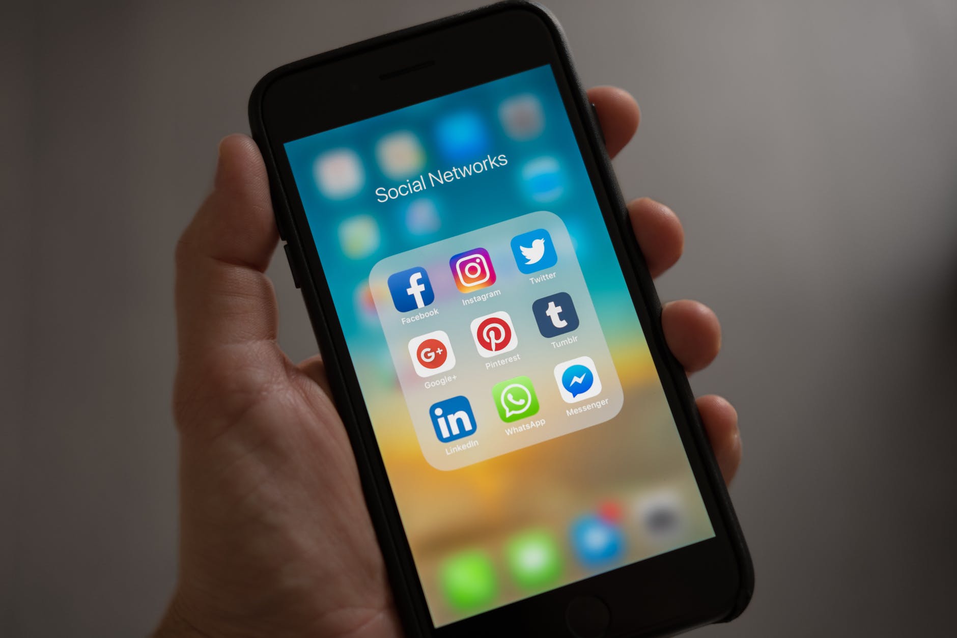 Instagram Removes Likes and Helps Mental Health