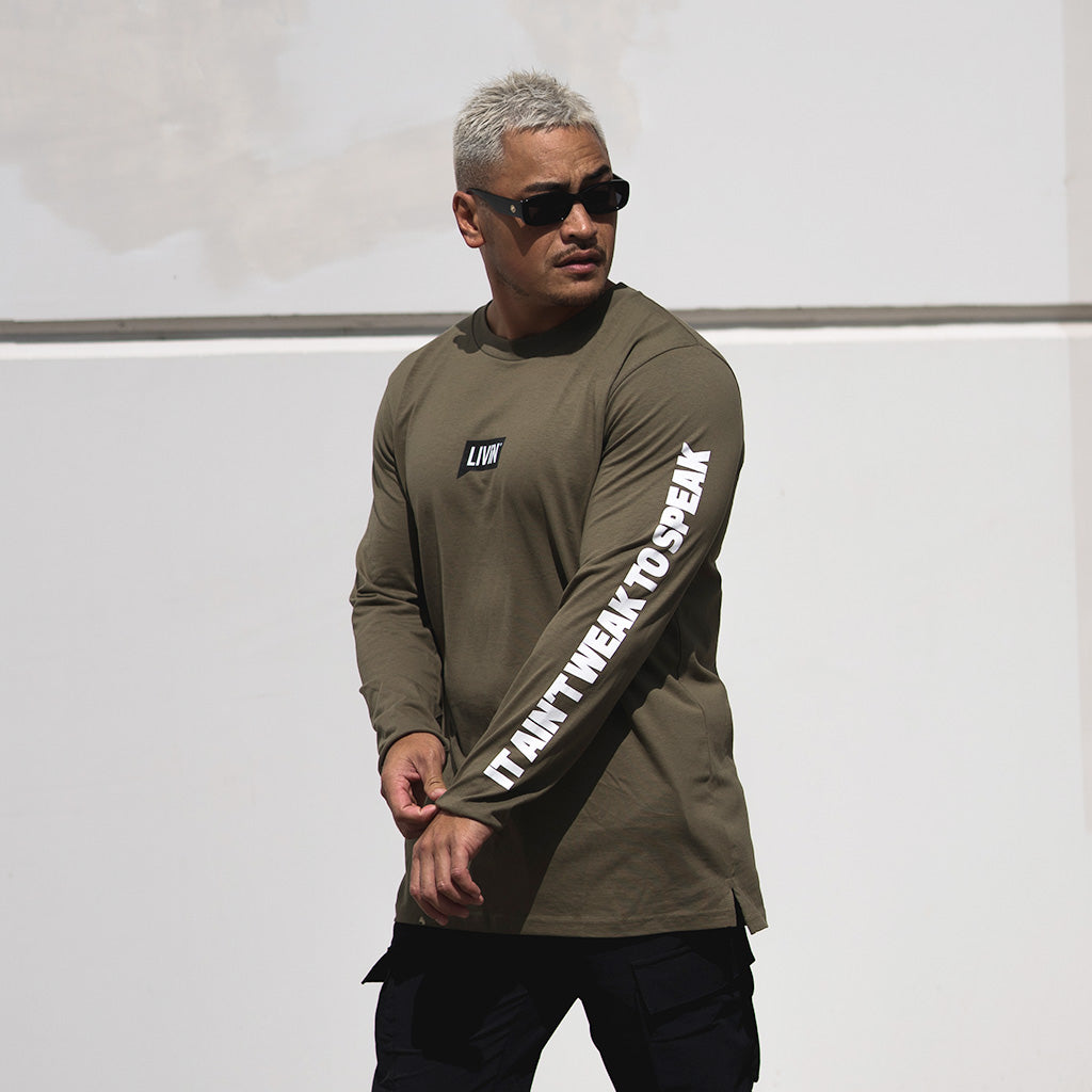 Endure_Long_Sleeve_LIVIN_Khaki_6_CloseUp.jpg